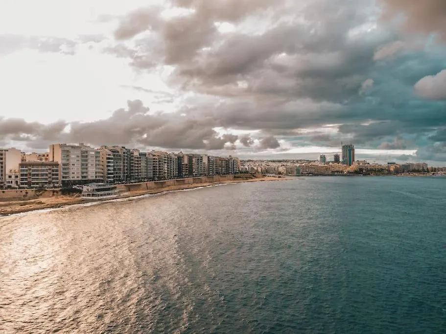 Spacious 3Br Home With Private Terrace In Sliema By 360 Estates Apartment